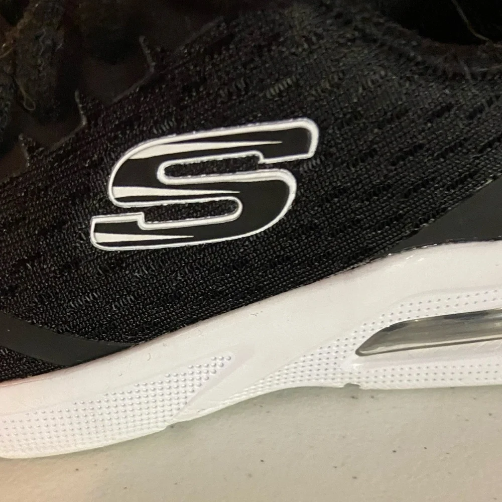 SKECHERS Microspec Max Black & White Running Shoes Boy’s Size 11 Lace Ups - Picture 3 of 6